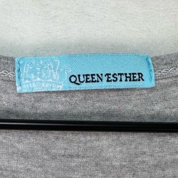 QUEEN ESTHER Grey Black Lace Embellished Asymmetrical Handkerchief Hem Tank S-M - Picture 2 of 15